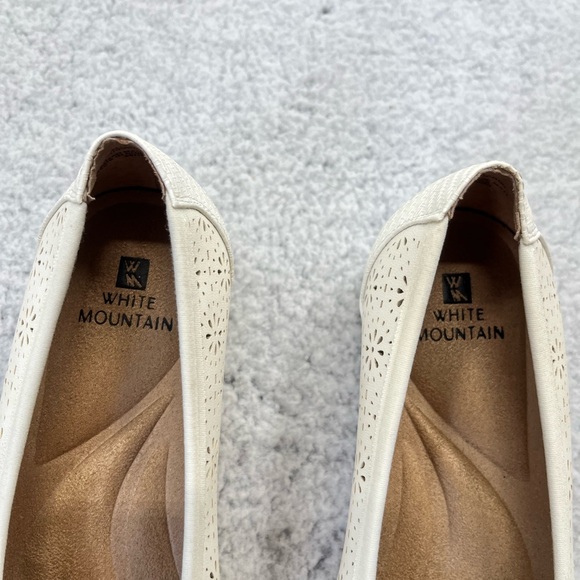 Women's White Mountain Off White Surprise Ballet Flat Shoes Size 7.5 M - Picture 2 of 10